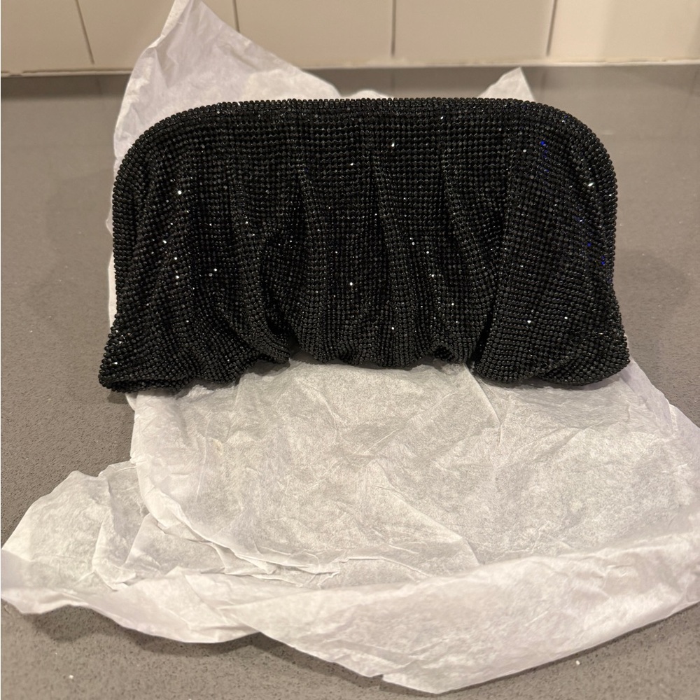 Rae of Light Black Clutch